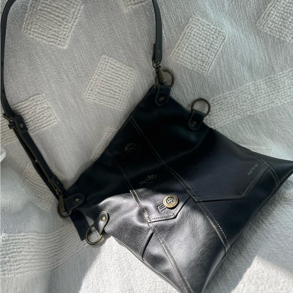 Matt & Nat Crossbody Purse - Picture 4 of 8